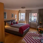 Hotel Goldener Falke 3*