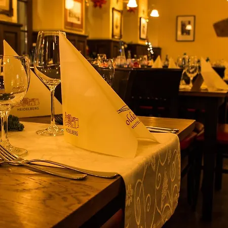 호텔 골데너 팔크