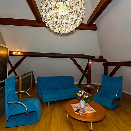 골데너 팔크 호텔