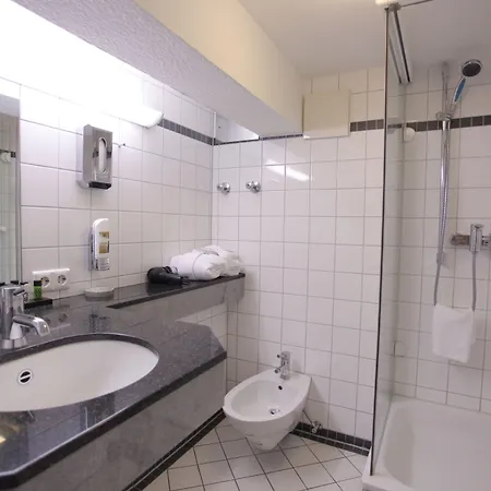 Goldener Falke Hotel 3*