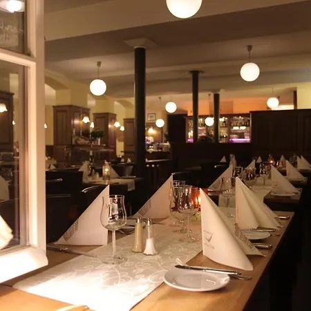 골데너 팔크 호텔