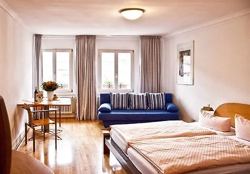 호텔 골데너 팔크 3*